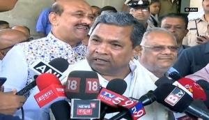 Narendra Modi unfit to continue as PM: Siddaramaiah