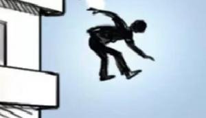 Young couple jumps to their deaths from seventh floor of building
