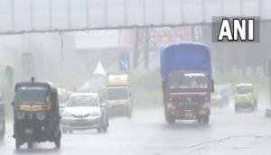 Maharashtra: Rain lashes various parts of Mumbai, IMD predict moderate rain today