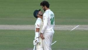 David Warner, Shaheen Shah Afridi's funny banter leaves teammates in splits [Watch]  