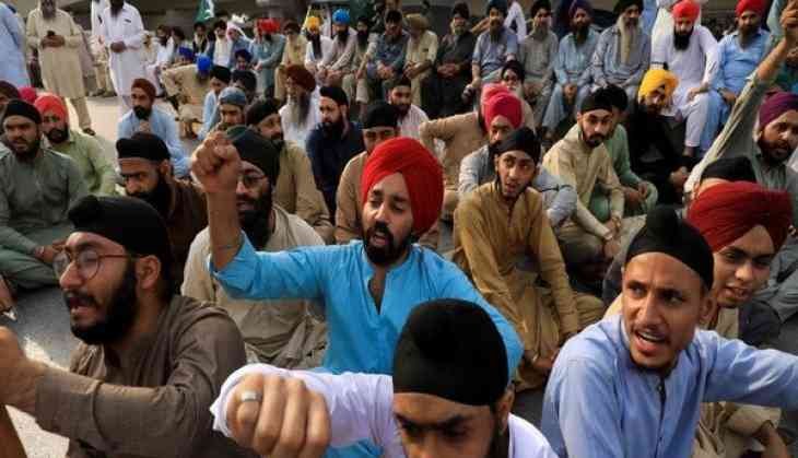 Members of the Pakistan's Sikh community