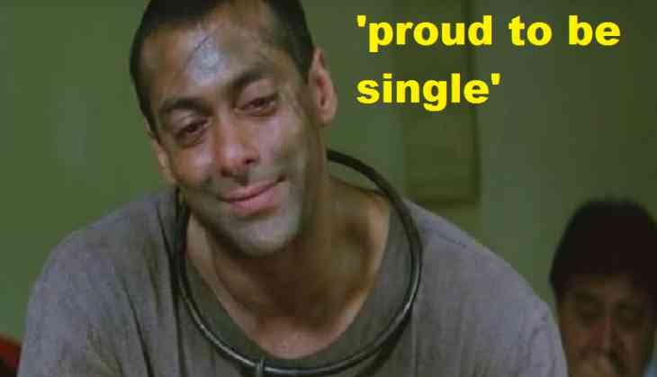Twitter celebrates Rose Day