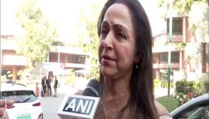 ‘Should control tongue..’ Hema Malini schools Mahua Mitra for offensive language in LS