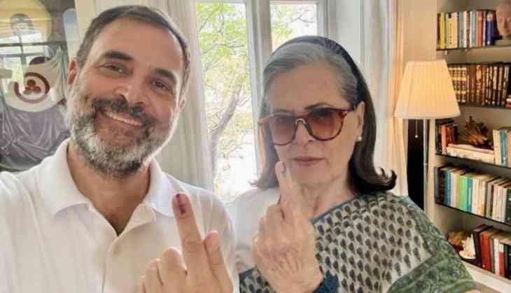 Sonia Gandhi and Rahul Gandhi after casting their votes
