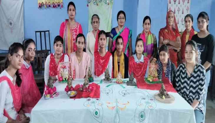 Winners of the clay Ganesh idol-making competition