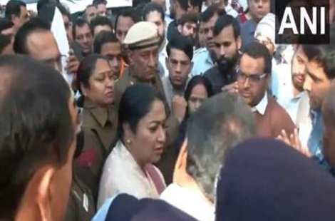 Delhi govt to open Janaushadhi Kendras near hospitals, says CM Rekha Gupta